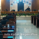 Bupati Tanggamus Moh Saleh Asnawi menyampaikan Ranperda Pertanggungjawaban APBD Tahun Anggaran 2025 dalam rapat paripurna DPRD Kabupaten Tanggamus setelah meraih opini WTP dua kali berturut-turut.